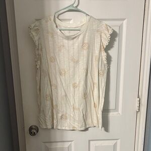 Torrid White and Cream Short Sleeve Top